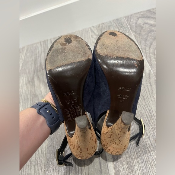 FENDI navy suede peeptoe cork heels - Picture 5 of 7